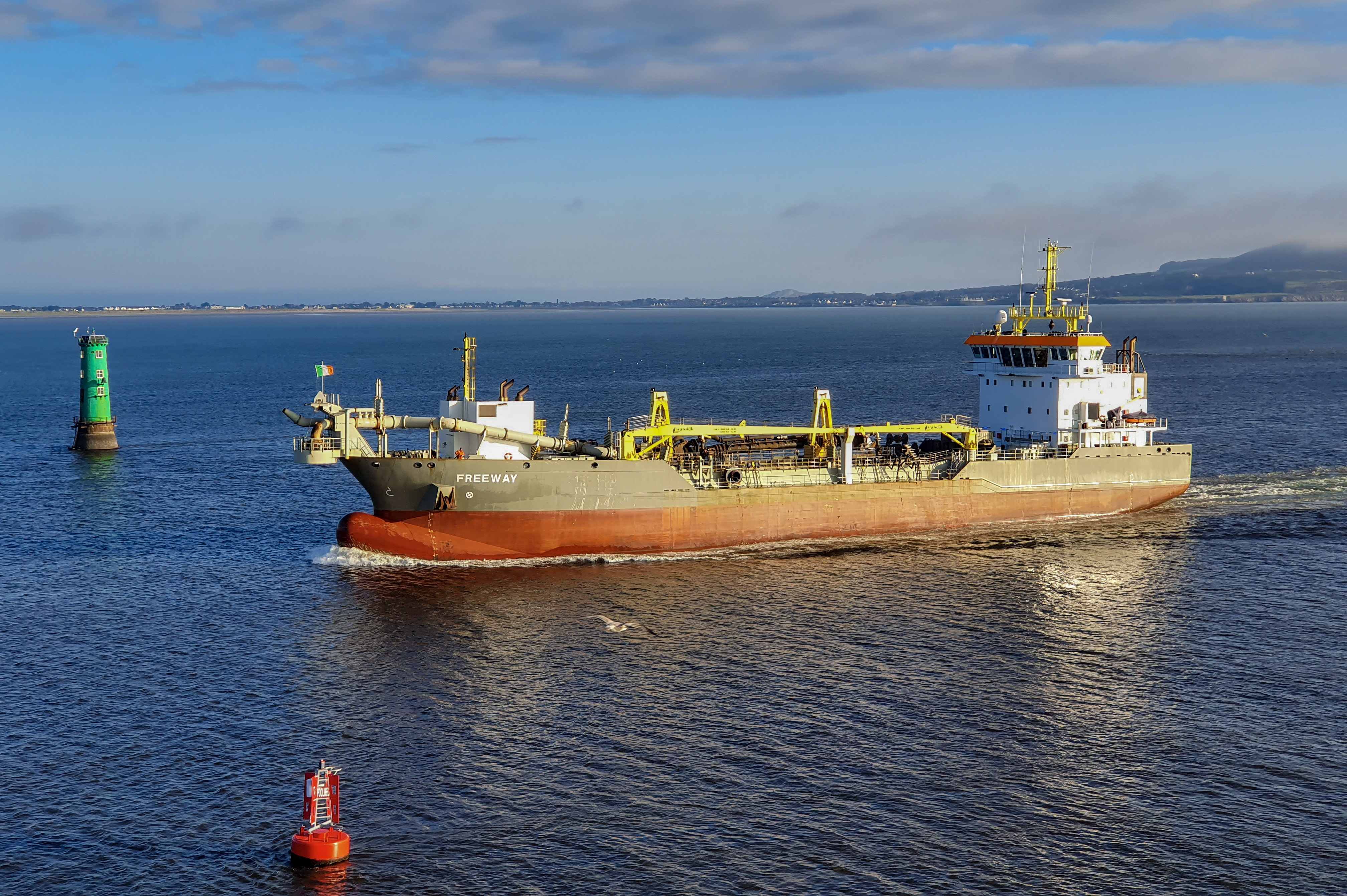 Irish_Dredging_-_Projects_-_Dublin_Port_Maintenance.jpg