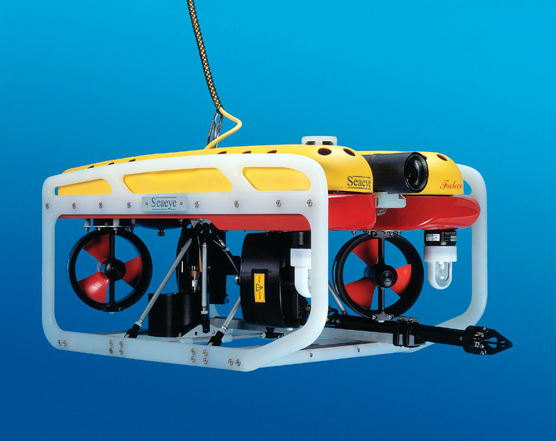 Small-Foto_Seaeye_Falcon_voorkant_bovenaan.jpg