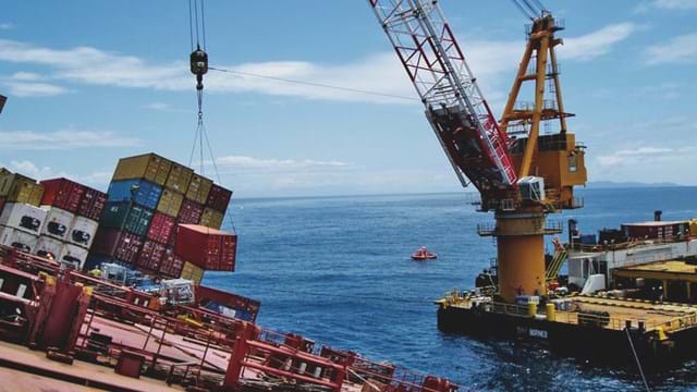 Small-WRECK_REMOVAL_-_klein_3.jpg