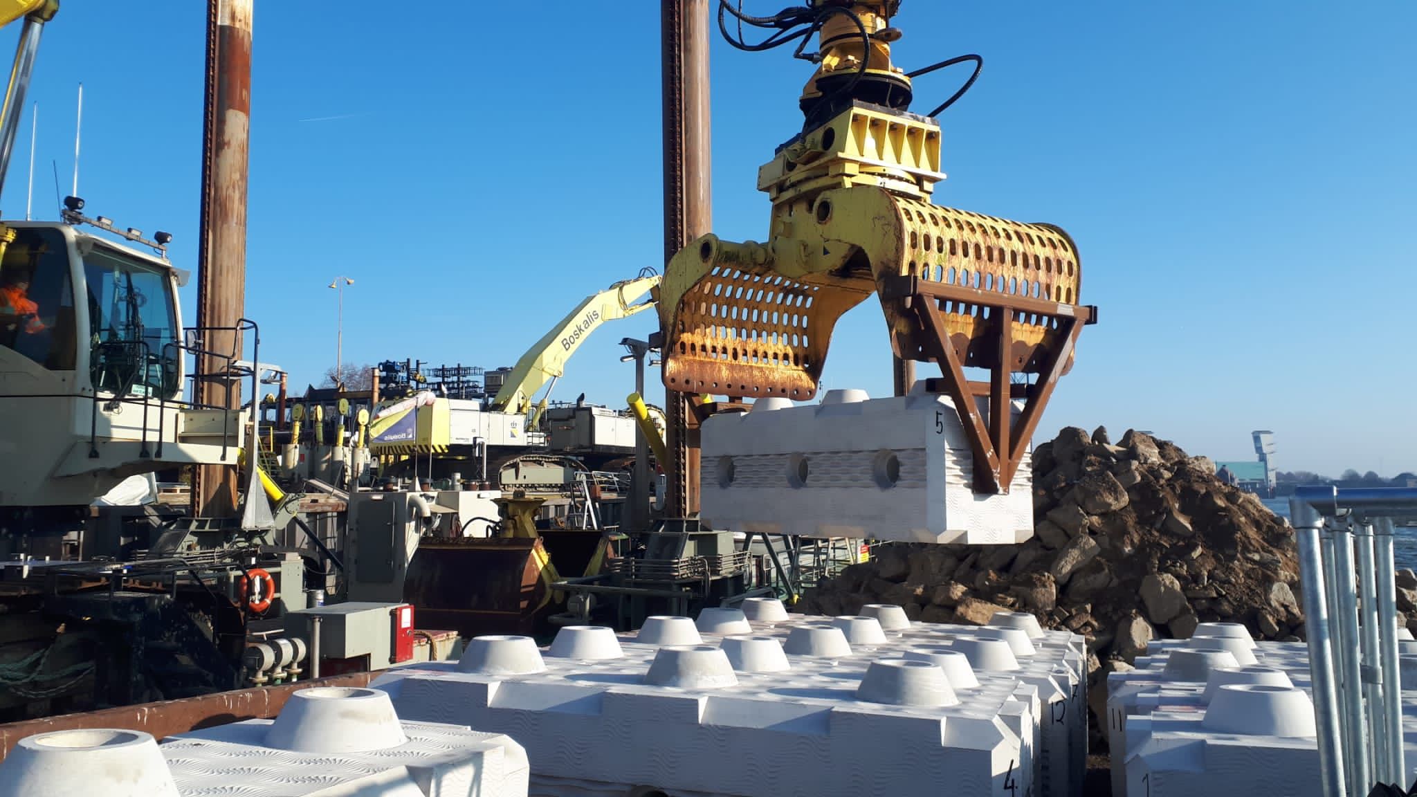 1 Rotterdam Reefs (1) (1)