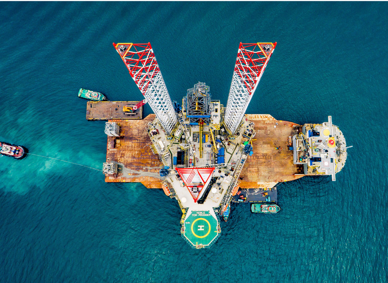 Offshore_energy_Dockwise_platform.jpg