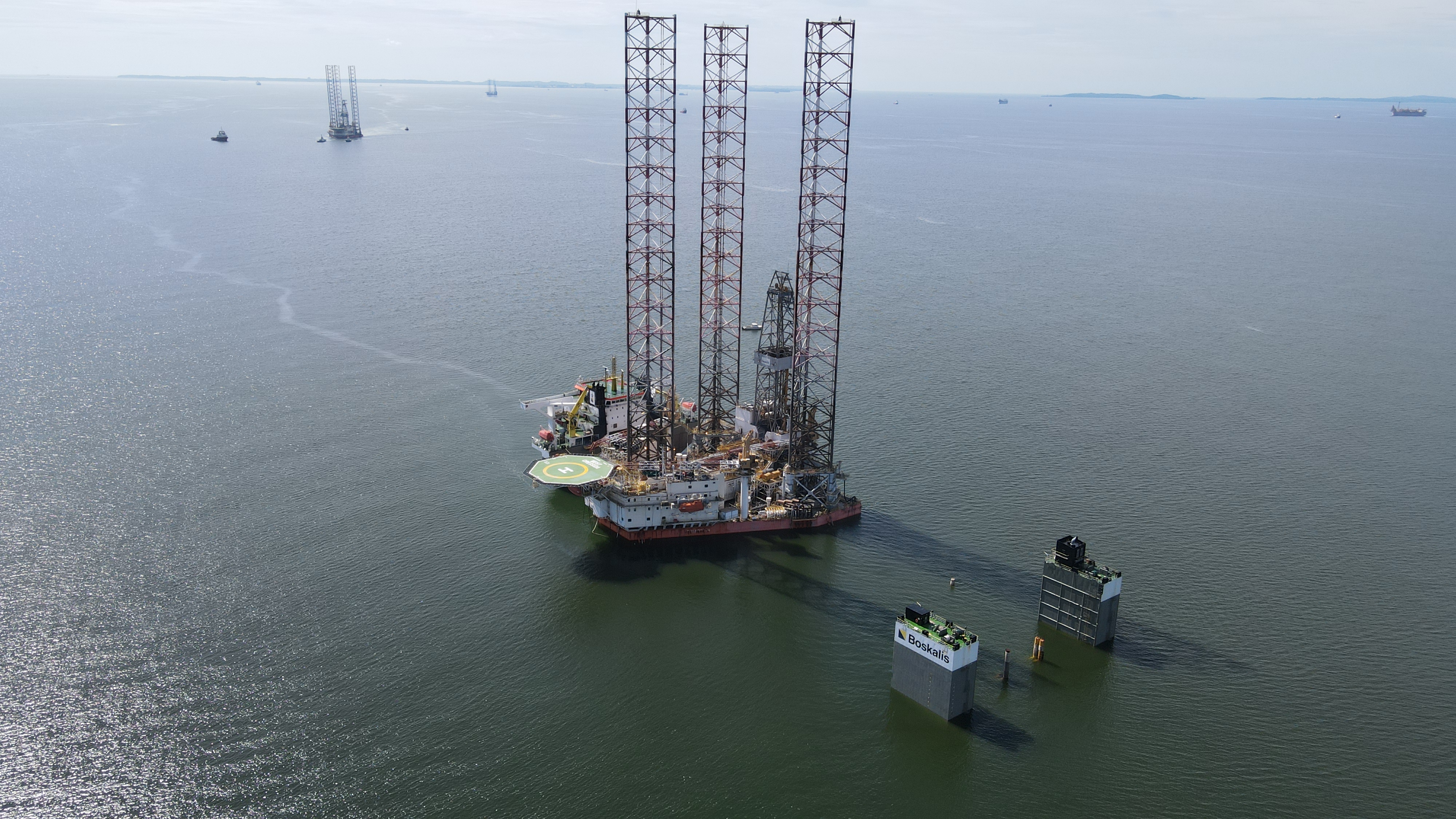 White Marlin Jackups Load (1)