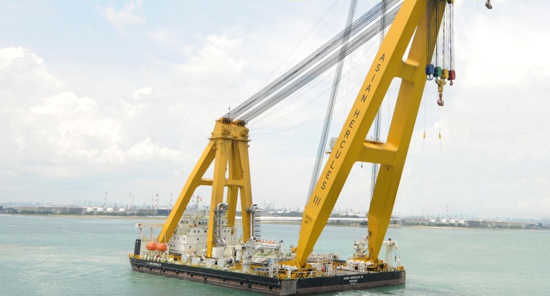 Offshore_heavy_lift_Asian_Hercules_III.jpg