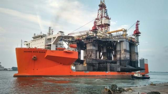 Heavy_transport_vessel_White_Marlin_Ocean_Monarch_.jpg
